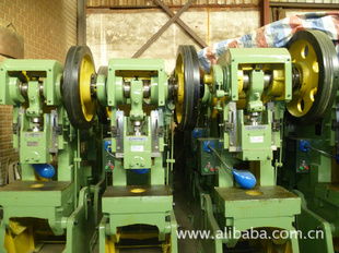 探索瑞安市華榮鍛壓機床廠 從J21到J31，精選沖床設備全解析